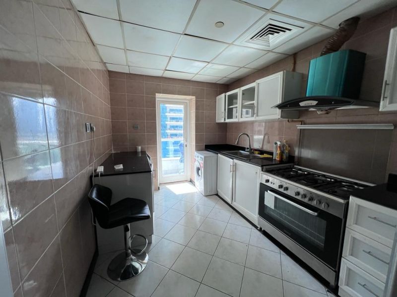 Master Room With Attached Bathroom Available For Rent In Marina Pinnacle Tower Dubai Marina AED 5700 Per Month